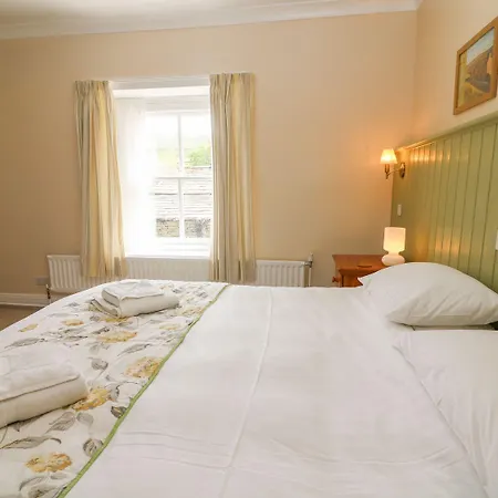 Kearton Shunner Fell